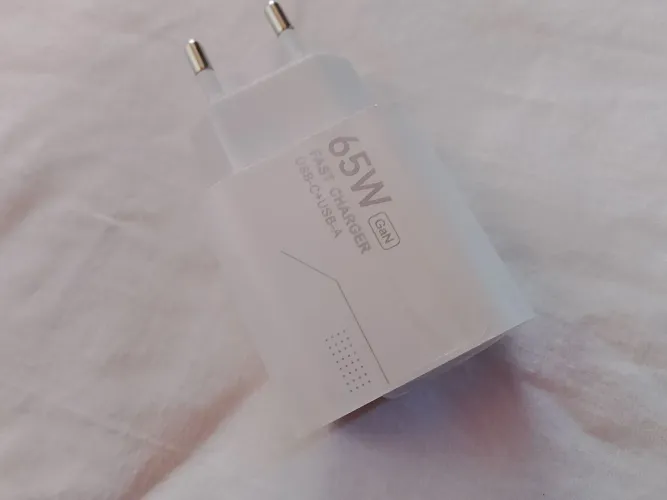 Carregador Fast Change GaN 65w: Novo Apenas 2 Unidades