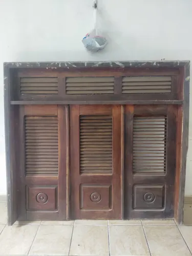 Janela de madeira 