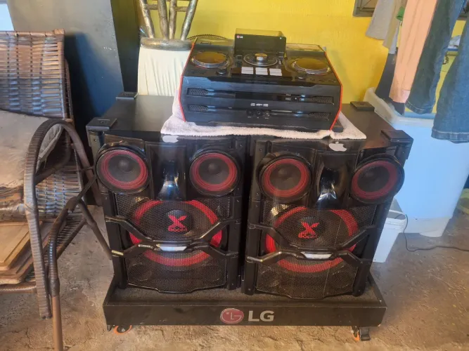 Aparelho de som lg alta potência 3600 reais...