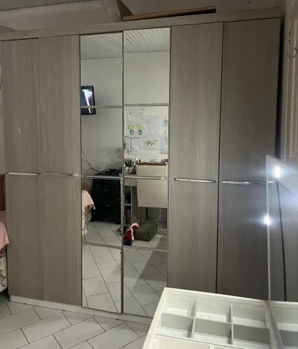 Guarda roupa 6 portas 450,0