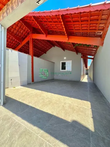 CASA EM COM PISCINA, MONGAGUÁ