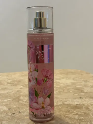 Body splash Bath and Body works Sweet Pea