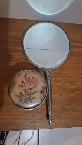 Raro espelho de mão bisotado década de 30/40 item de Colecionador 