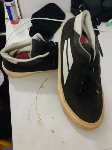 Tênis para corrida e casual (170 os 02 pares )