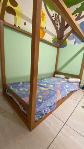 Cama montessoriana infantil + colchão