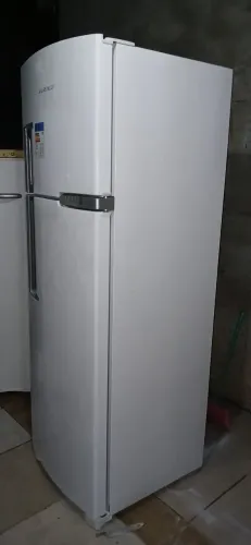 GELADEIRA BRASTEMP FROSFRE EM OTIMO ESTADO 