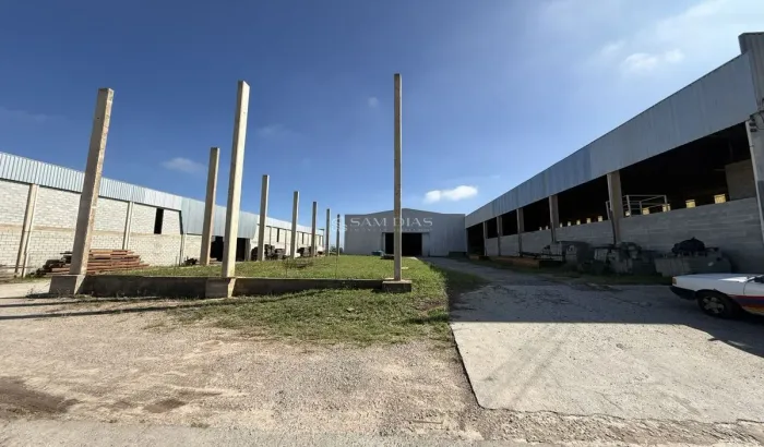 Galpão em Mairinque com 1440 m² para locação
