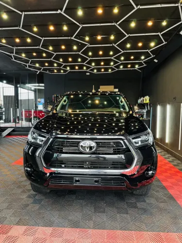 Toyota Hilux CD SRX 4X4 2.8 TDI 16V Diesel Aut. 2023