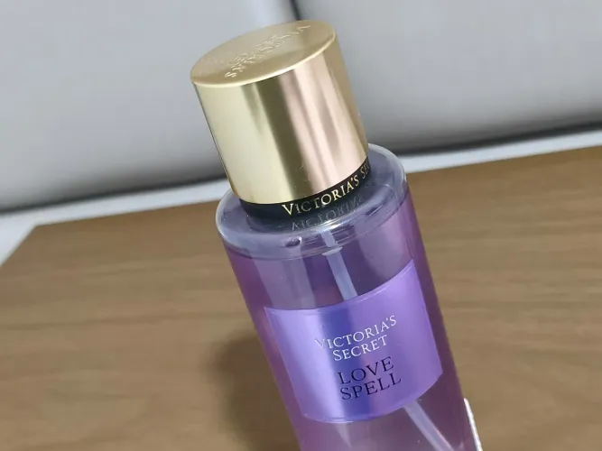 BODY SPLASH VITÓRIA SECRET LOVE SPELL ORIGINAL NOVO