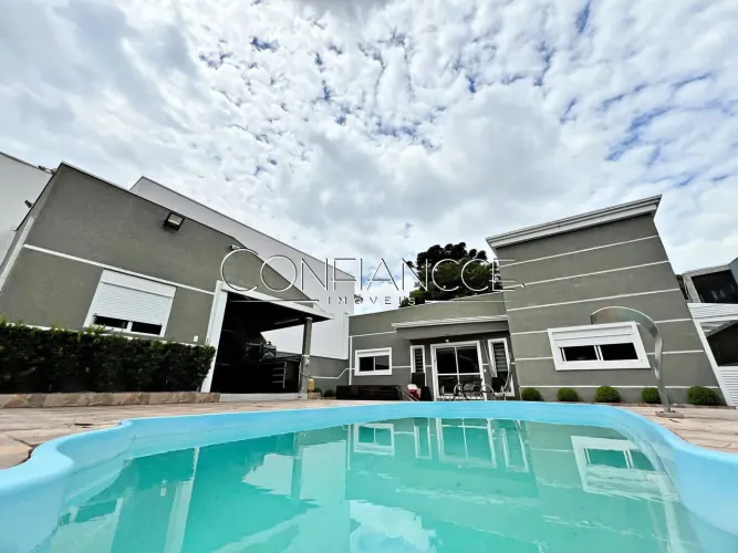 Casa Térrea com Piscina a venda em Santa felicidade, Cascatinha, Curitiba | Confiancce Imó
