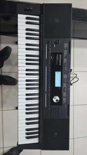 Teclado Roland