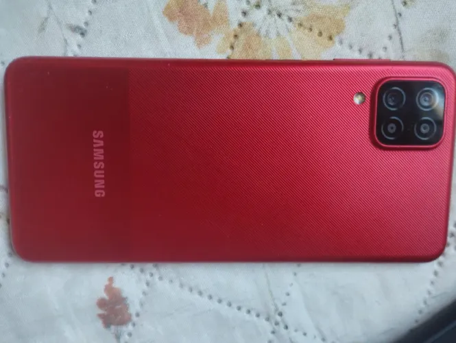 Samsung A12
