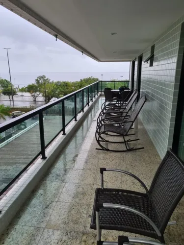 APTO MOBILIADO NO EDIFICIO CASTELLI - 8.000,00