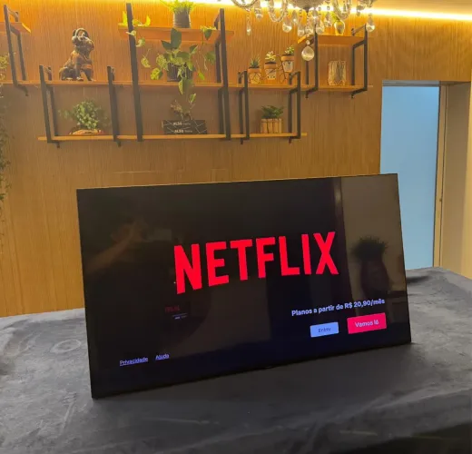 SMART TV SAMSUNG 4K 50 - XBOX - ALEXA (DETALHE IMPERCEPTÍVEL)