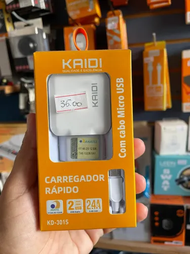 Carregador de celular 