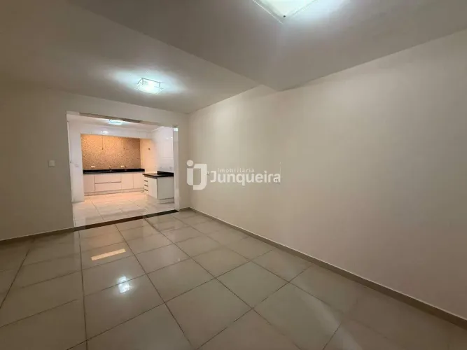 Casa para aluguel, 3 quartos, 1 suíte, Santa Terezinha - Piracicaba/SP