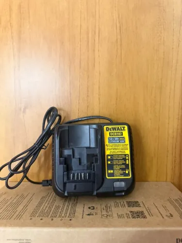carregador dewalt 12v/20v