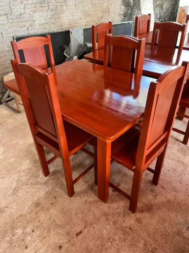 Mesa 4 cadeiras 