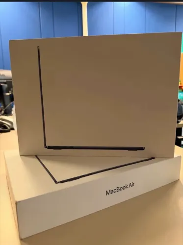 MACBOOK AIR M5 - 16 Ram- 1 TB SSD- 13 Polegadas- Novos Lacrados