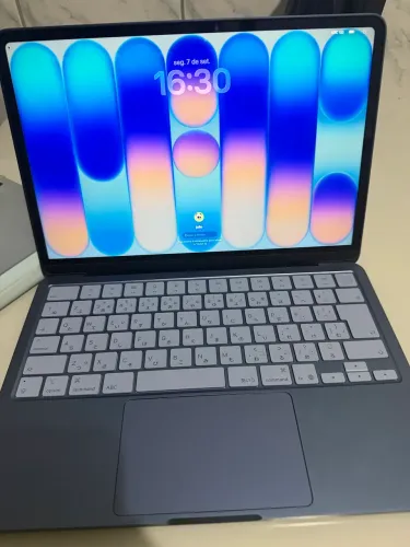 MacBook neo 512GB