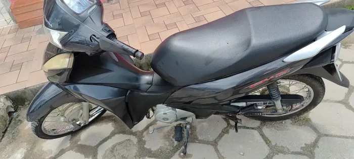 Vendo Honda Biz 110i
