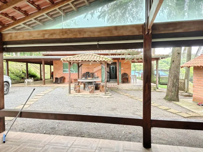 Vendo chacará em CONTENDA/PR, com 2 alqueires, 2 casas boas, com piscina, pomar, mina de á