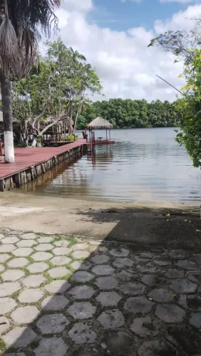 Vendo TERRENO em CONDOMÍNIO FECHADO BEIRA DE RIO em BARREIRINHAS-MA