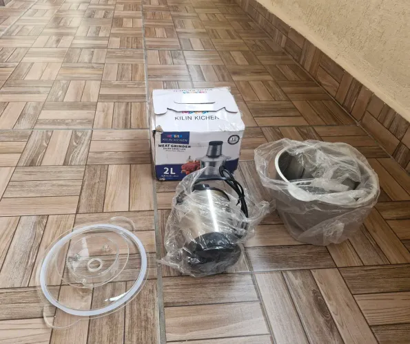 Moedor e processador de alimentos elétrico de 2 litros