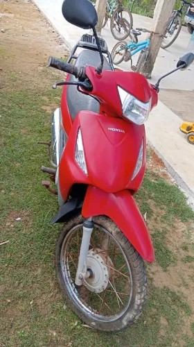 Honda biz 125.