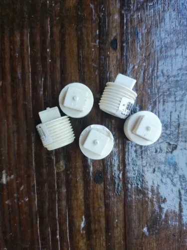 Kit 25 Unidades De Plug Roscavel 1/2 PVC Branco