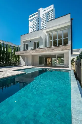CONDOMÍNIO PORTO RIVIERA EXCLUSIVE - CASA DECORADA COM 04 SUÍTES NA PRAIA BRAVA