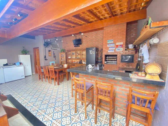 Casa com área de lazer com spa no Condomínio Itamaracá