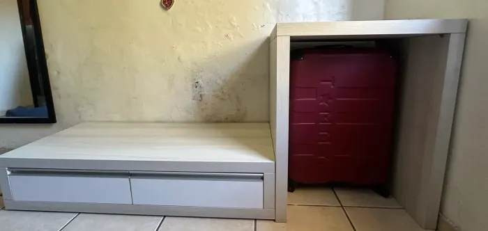 Balcão com envoltório de Frigobar 