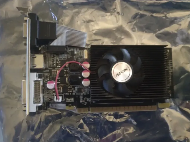 Placa de video gt610 2 gigas