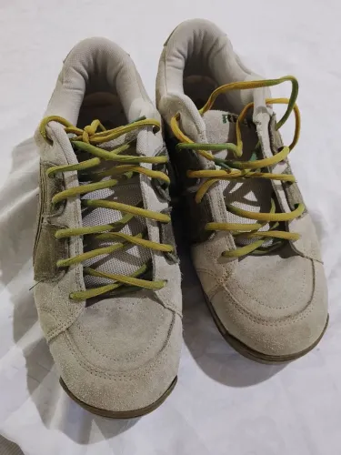 Tenys Reef, comprado fora do Brasil, praticamente novo, pouco usado, aceito troca.