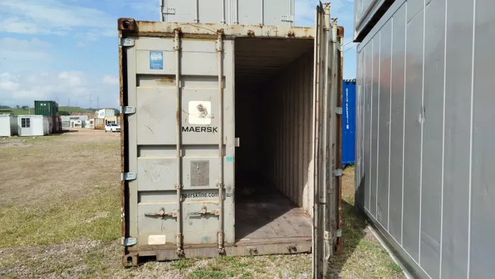 Container DRY MAERSK 6 metros A partir de R$ 6.199,00