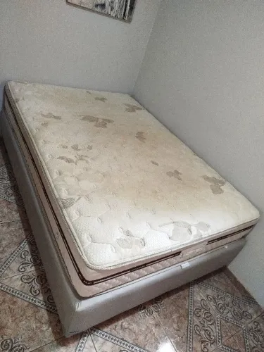 Colchão e Cama box