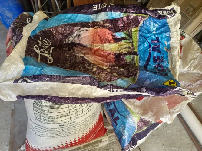 Sacos para entulhos 1,50 a unidade 