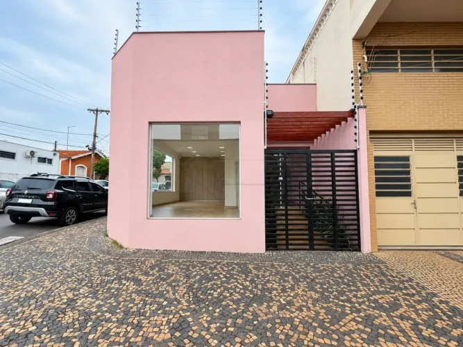 Salão Comercial com 02 Banheiros e Ar condicionado localizado no Centro - Limeira/SP