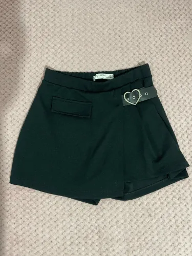 Short saia