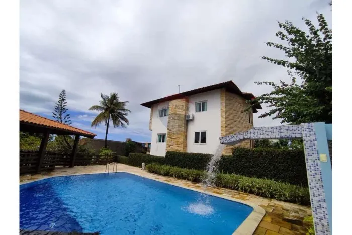 Casa mobiliada com piscina na praia de Enseada dos Corais, Cabo de Santo Agostinho/PE