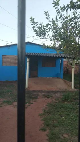Casa frente e edícula fundos