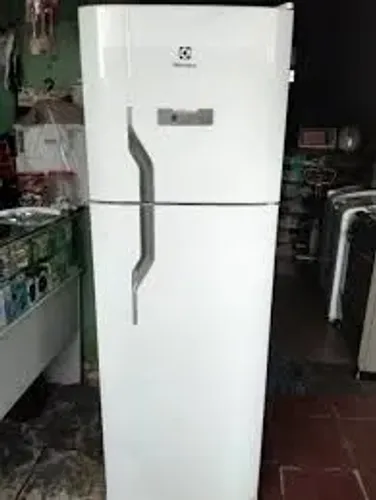 GELADEIRA ELETROLUX - funcionando perfeitamente