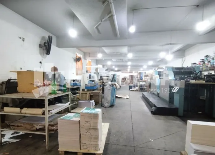 Prédio para venda em Vila Carrão