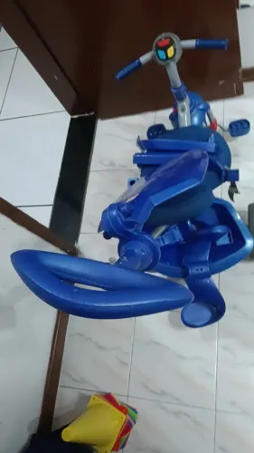 Triciclo infantil 