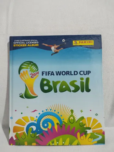 Álbum copa do mundo 2014 de capa dura completo em perfeito estado