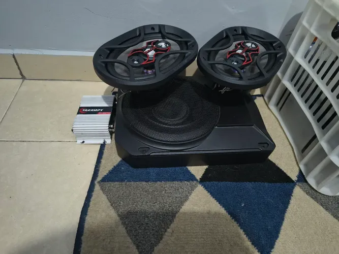 Som 6x9 Bravox sub amplificado mais módulo