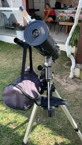 Vendo telescópio 