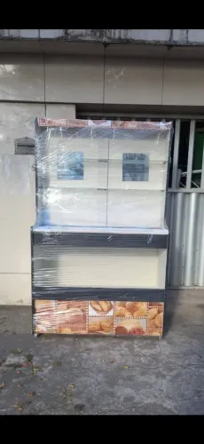 EXPOSITOR DE PÃO POR 930,00 APENAS DINHEIRO OU PIX
