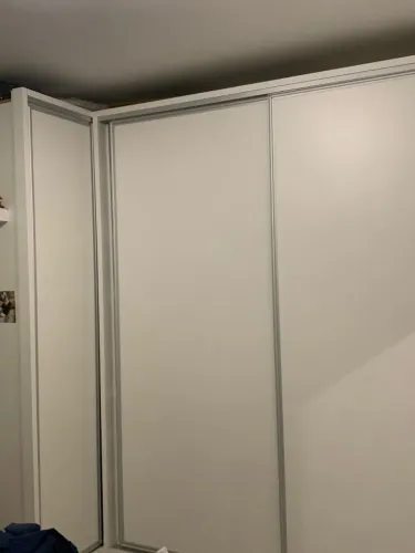 ROUPEIRO EM EXCELENTE ESTADO